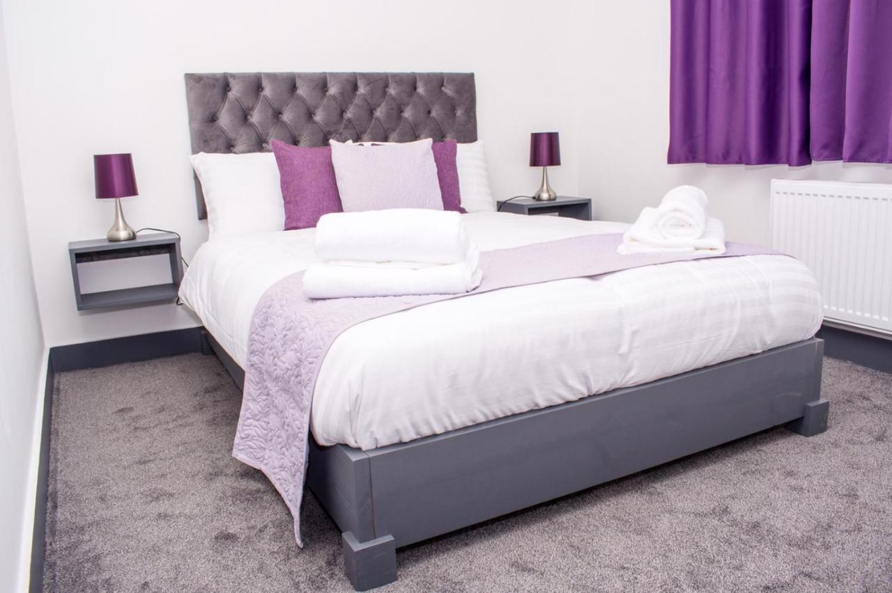 Homestay In Birmingham Sleeps 8 - Free Parking & Wifi Eksteriør billede